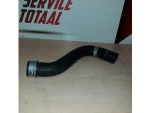 Used Radiator hose Mercedes Sprinter 4t (910.0/910.1/907.1/907.2) 316 CDI 2.1 D Price € 30,00 Margin scheme offered by APST