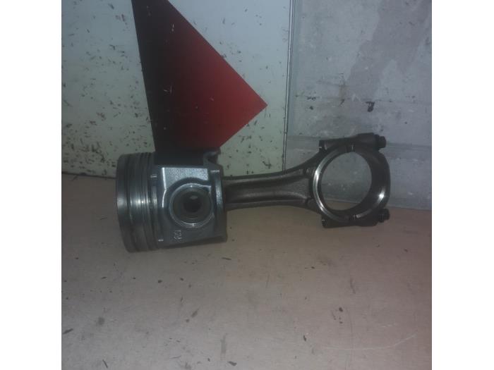 Piston Iveco New Daily VI 33S15, 35C15, 35S15 - 104PK87 F1AFL411C