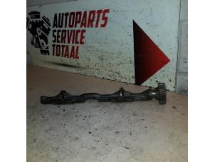 Used Balance shaft Mercedes E (W212) E-250 CDI 16V BlueEfficiency 4-Matic Price € 45,00 Margin scheme offered by APST