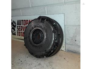 Used Clutch kit (complete) Ford Transit Custom 2.0 TDCi 16V Eco Blue 130 Price € 225,00 Margin scheme offered by APST