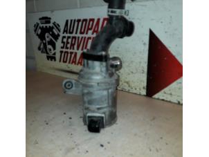 Used Water pump Mercedes GLC (X253) 2.0 250 16V 4-Matic Price € 145,00 Margin scheme offered by APST