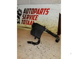 Used Power steering fluid reservoir Mercedes R (W251) 3.0 320 CDI 24V 4-Matic Price € 15,00 Margin scheme offered by APST