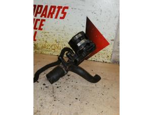 Used Fuel filter housing Mercedes C (W204) 2.2 C-200 CDI 16V BlueEFFICIENCY Price € 35,00 Margin scheme offered by APST