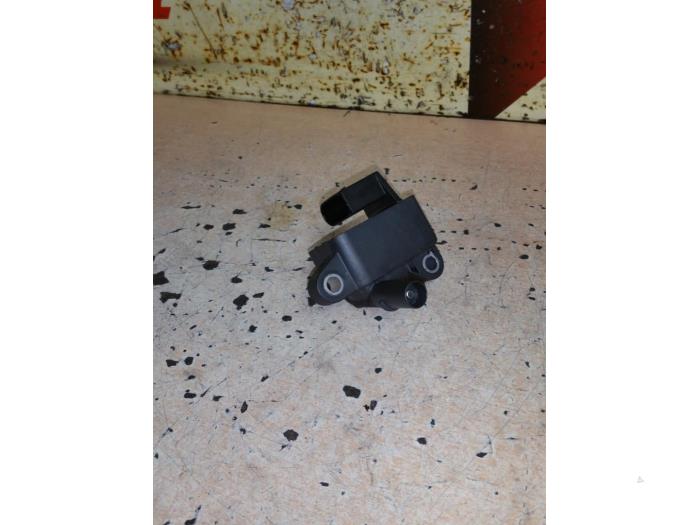 Ignition coil from a Mercedes-AMG A-Klasse AMG (177.0) 2.0 A-35 AMG Turbo 16V 4Matic 2019