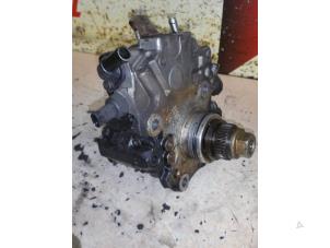 Used Mechanical fuel pump Mercedes Sprinter 3,5t (906.63) 314 CDI 16V Price € 175,00 Margin scheme offered by APST