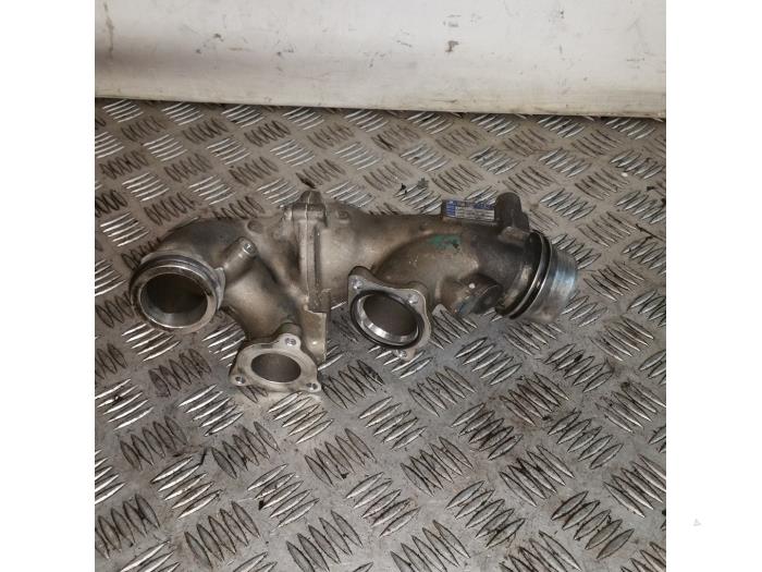 Turbo pipe from a Mercedes-Benz Sprinter 3,5t (906.73) 314 CDI 16V 2016
