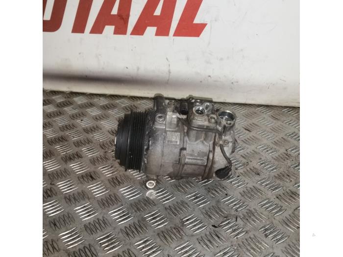 Air conditioning pump from a Mercedes-Benz E (W212) E-250 CDI 16V BlueEfficiency 2010
