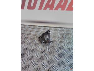 Used Support bearing, front right Renault Master IV (FV) 2.3 dCi 125 16V RWD Price € 45,00 Margin scheme offered by APST