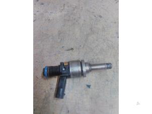 Used Injector (petrol injection) Mercedes C (C204) 1.8 C-180 CGI 16V BlueEfficiency Price € 35,00 Margin scheme offered by APST