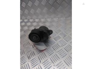 Begagnade Drivremspännare Citroen Jumpy 2.0 Blue HDI 120 Pris € 25,00 Marginaltabell erbjuds av APST