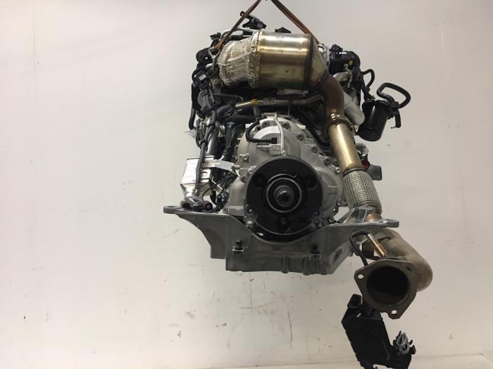 Engine from a Volkswagen Touareg 3.0 TDI 286 V6 24V 2018