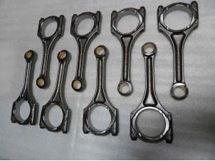 New Connecting rod Audi Miscellaneous Price on request offered by Jonker - Huissen B.V.