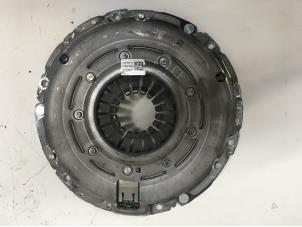 New Clutch kit (complete) Opel Astra J (PD5/PE5) 1.6 CDTI 16V Price on request offered by Jonker - Huissen B.V.