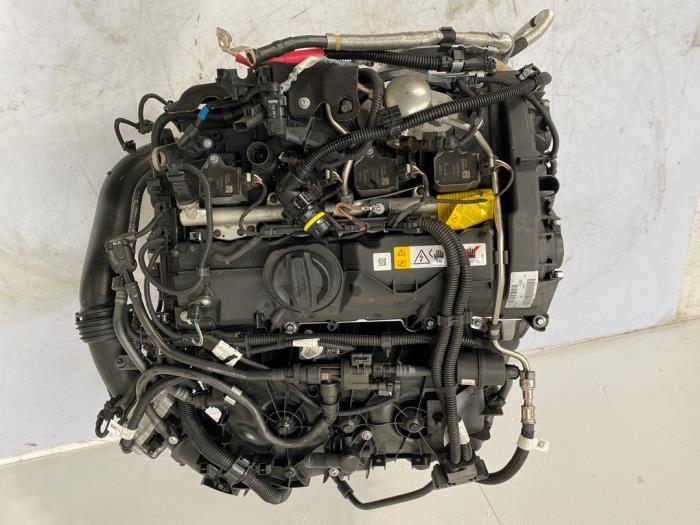 Motor de un BMW 3 serie (G20) 330e 2.0 TwinPower Turbo 16V 2019