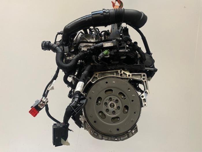 Silnik Peugeot 2008 1.2 12V e-THP PureTech 130 - 10Z1AF HN05