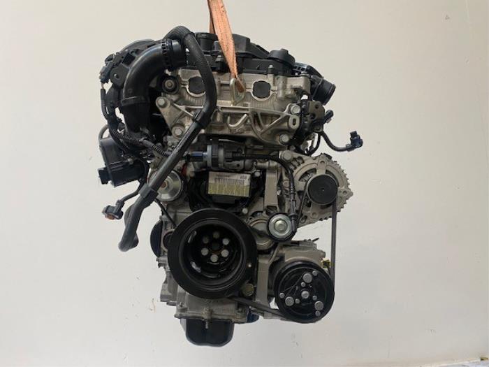 Engine Peugeot 208 II 1.2 Vti 12V PureTech 130 - 8702482 HN05