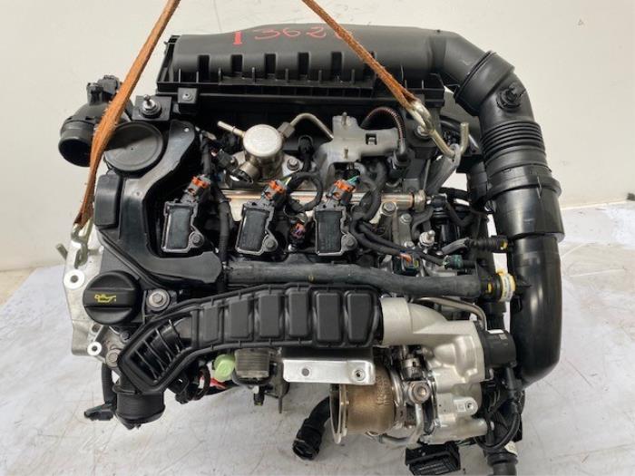 Silnik z Opel Corsa F (UB/UH/UP) 1.2 Turbo 12V 130 2019