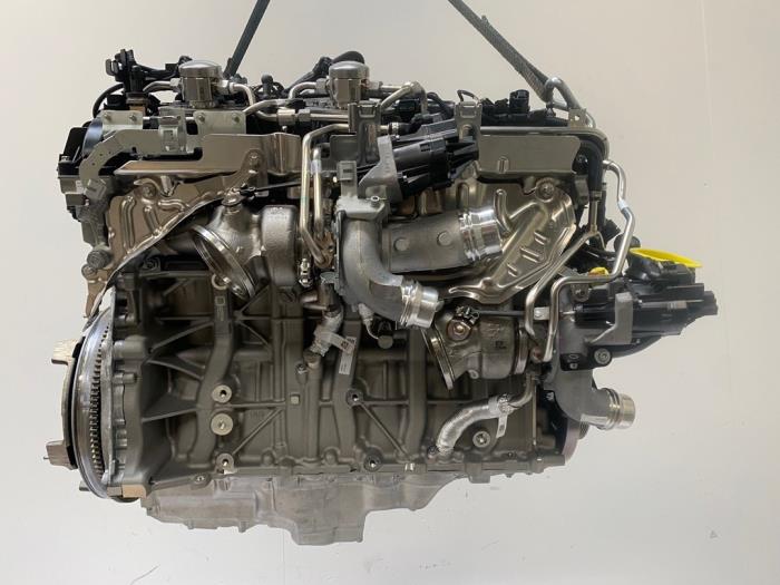 Motor van een BMW M3 2021