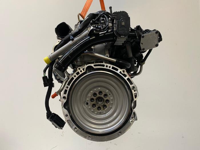 Motor van een Mercedes-Benz A (W176) 1.6 A-200 16V 2014