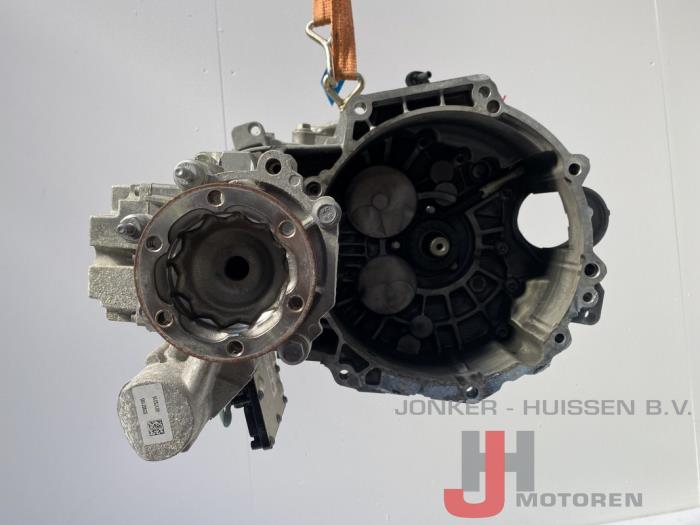 Gebrauchte Getriebe Volkswagen Golf VII (AUA) 2.0 GTI 16V Performance Package Preis auf Anfrage angeboten von Jonker - Huissen B.V.
