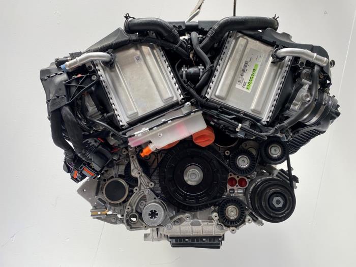 Moteur d'un Mercedes-Benz GLC Coupe (C253) 4.0 63 AMG S 4.0 V8 32V Turbo 4-Matic+ 2018