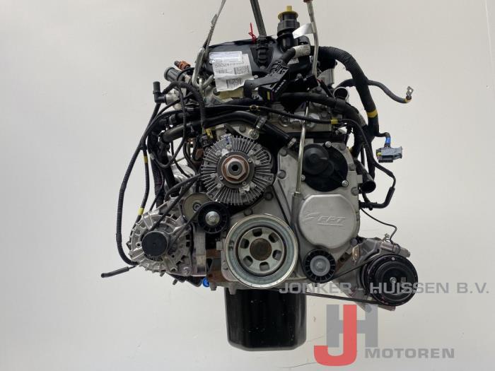 Neue Motor Iveco New Daily VI 35C18, 40C18, 50C18, 65C18, 70C18, 35S18 Preis € 8.167,50 Mit Mehrwertsteuer angeboten von Jonker - Huissen B.V.