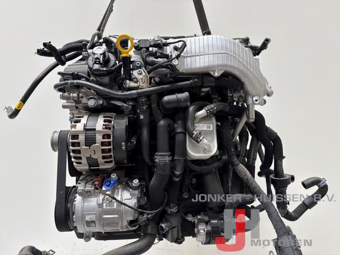 Używane Silnik Volkswagen Multivan T7 2.0 TDI SCR 16V Cena € 4.779,50 Z VAT oferowane przez Jonker - Huissen B.V.