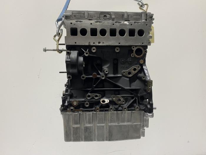 Motor van een Volkswagen Transporter T6 2.0 TDI 150 2018
