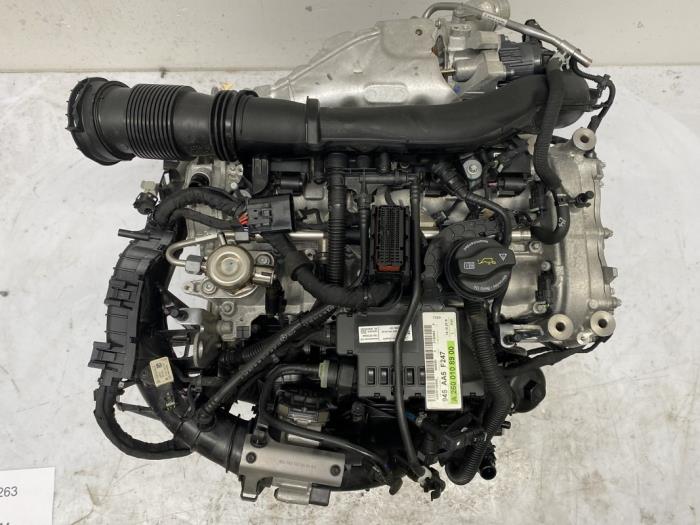 Moteur Mercedes B-Klasse - A0008304102 260920