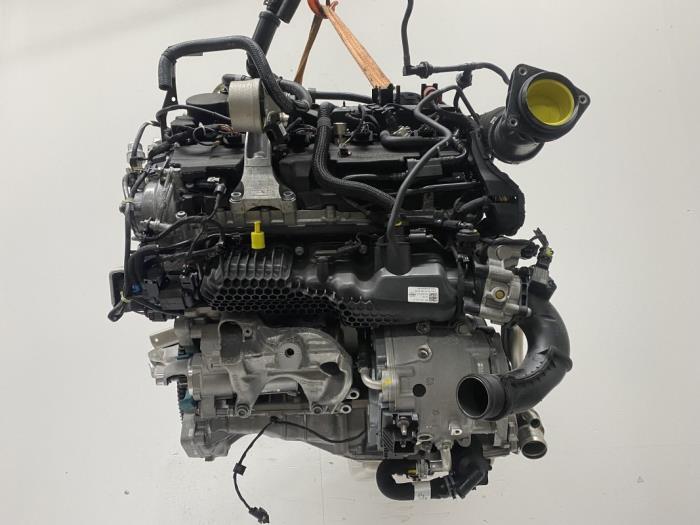 Motor de un Audi RS Q8 4.0 V8 32V RS TFSI Mild Hybrid Quattro 2021