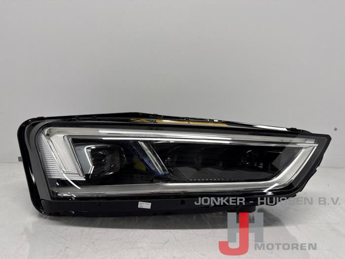 Nowe Reflektor prawy Audi R8 Cena na żądanie oferowane przez Jonker - Huissen B.V.