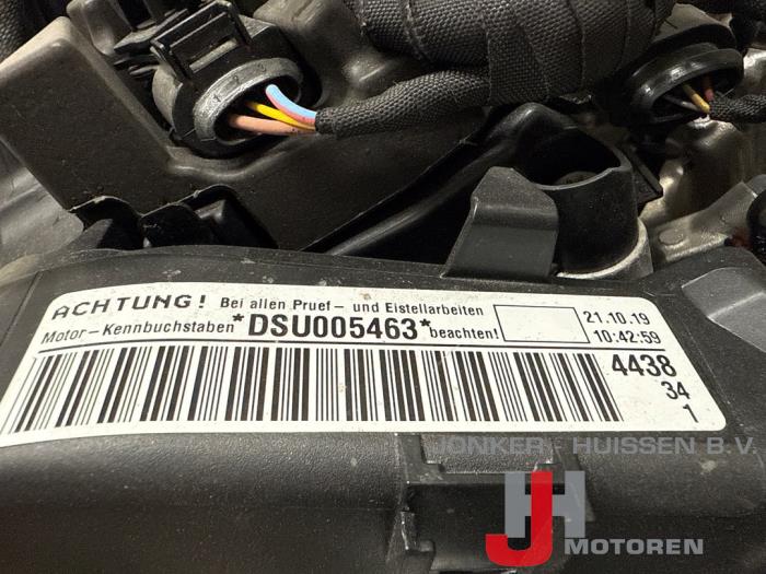 Engine from a Volkswagen Golf VIII (CD1) 2.0 TDI BlueMotion 16V 2019