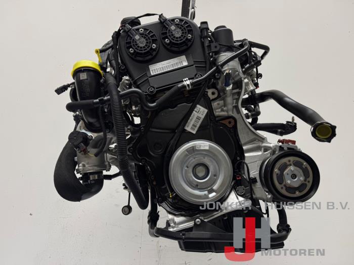 Usagé Moteur Audi A4 (B9) 2.0 40 TFSI Mild hybrid 16V Quattro Prix € 5.142,50 Prix TTC proposé par Jonker - Huissen B.V.