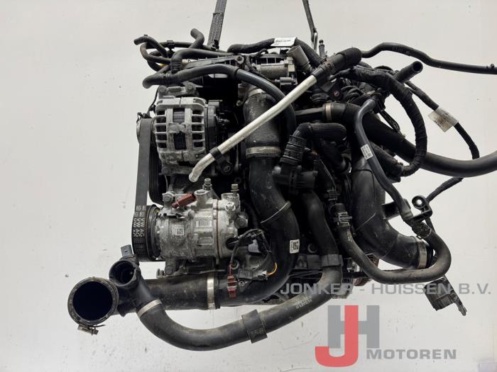 Usados Motor Volkswagen Golf VIII (CD1) 2.0 GTI Clubsport 16V Precio € 5.747,50 IVA incluido ofrecido por Jonker - Huissen B.V.