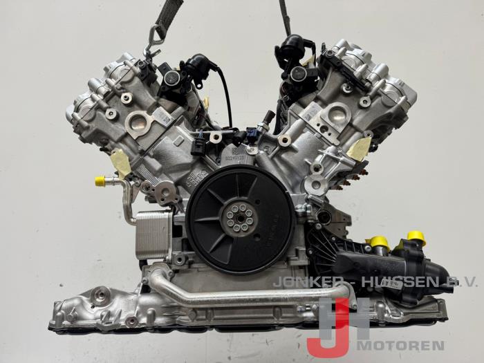 New Engine Volkswagen Touareg (7PA/PH) 4.2 FSI V8 32V Price € 7.199,50 Inclusive VAT offered by Jonker - Huissen B.V.