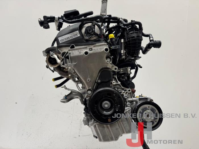 Usados Motor Volkswagen Golf VIII (CD1) 1.5 eTSI 16V Precio € 4.235,00 IVA incluido ofrecido por Jonker - Huissen B.V.
