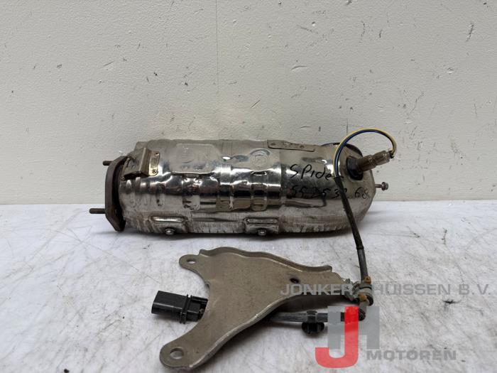Używane Katalizator Fiat 124 Spider 1.4 MultiAir Turbo 16V Cena na żądanie oferowane przez Jonker - Huissen B.V.