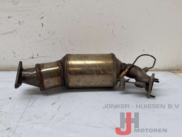 Usagé Filtre à particules Audi Q5 (8RB) 2.0 TDI 16V Quattro Prix € 665,50 Prix TTC proposé par Jonker - Huissen B.V.