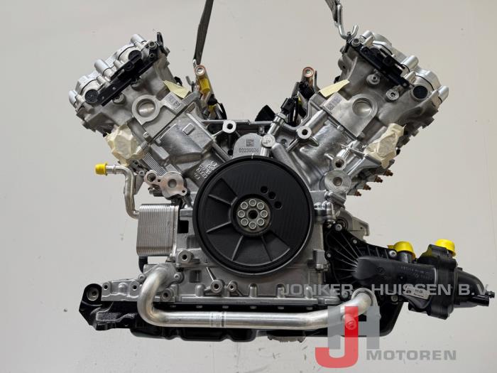 New Engine Volkswagen Touareg (7PA/PH) 4.2 FSI V8 32V Price € 7.199,50 Inclusive VAT offered by Jonker - Huissen B.V.