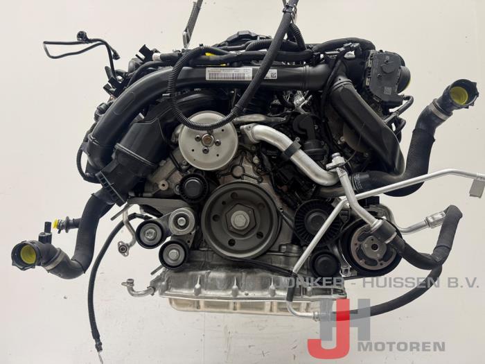 Usados Motor Porsche Cayenne III (9YA) Precio € 16.940,00 IVA incluido ofrecido por Jonker - Huissen B.V.