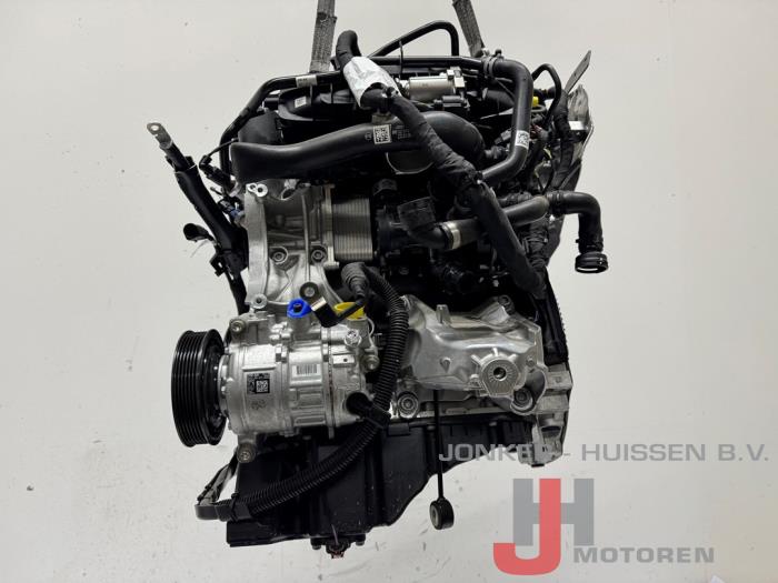 Engine from a Audi A6 (C8) 2.0 16V 45 TFSI Mild hybrid 2023