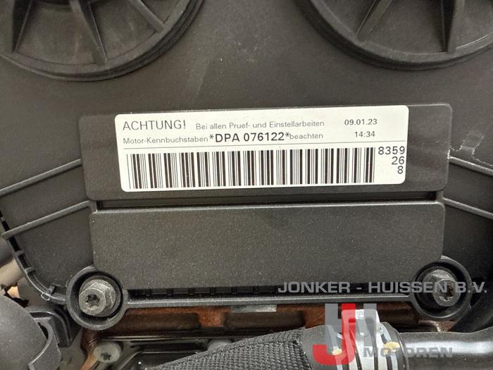 Engine from a Audi A6 (C8) 2.0 16V 45 TFSI Mild hybrid 2023