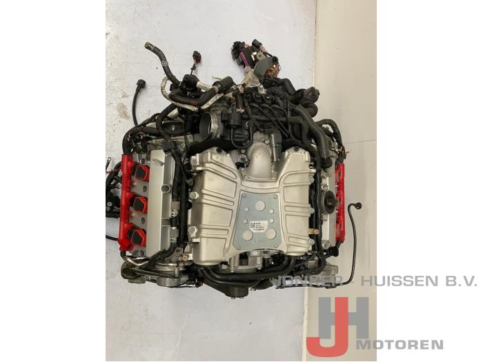 Engine from a Audi A8 (D4) 3.0 V6 24V TFSI Quattro 2016