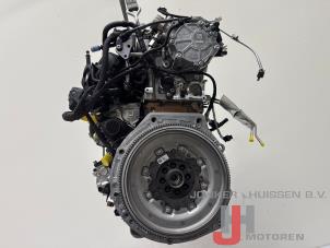 Engine from a Volkswagen Golf VIII (CD1) 2.0 TSI 16V 4Motion R 2024