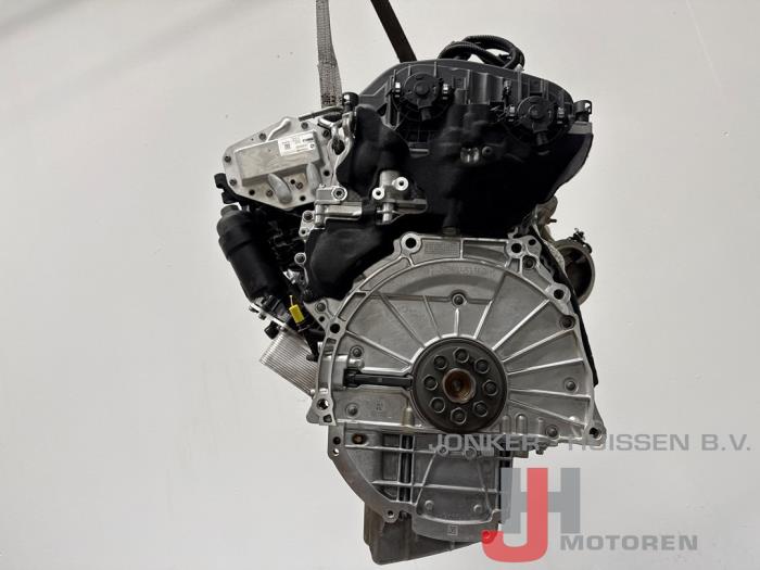 Nowe Silnik BMW 5 serie (G30) 530i 2.0 TwinPower Turbo 16V Cena € 5.445,00 Z VAT oferowane przez Jonker - Huissen B.V.