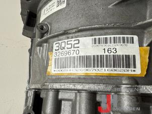 Getriebe van een Audi A8 (D4) 4.0 V8 32V TFSI Quattro 2017