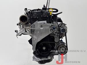 Engine from a Volkswagen Golf VIII (CD1) 2.0 GTI 16V 2023