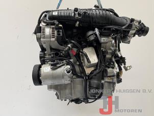 Motor van een MINI Mini Convertible (F57) 2.0 16V Cooper S 2017
