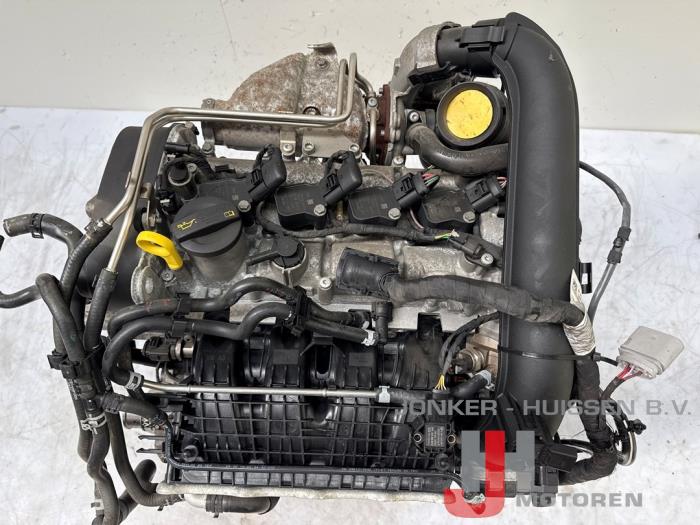 Engine from a Volkswagen Golf VII (AUA) 1.4 TSI 16V 2016