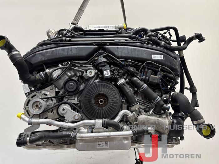 Używane Silnik Audi RS 6 Avant (C7) 4.0 V8 TFSI Performance 32V Cena € 18.089,50 Z VAT oferowane przez Jonker - Huissen B.V.